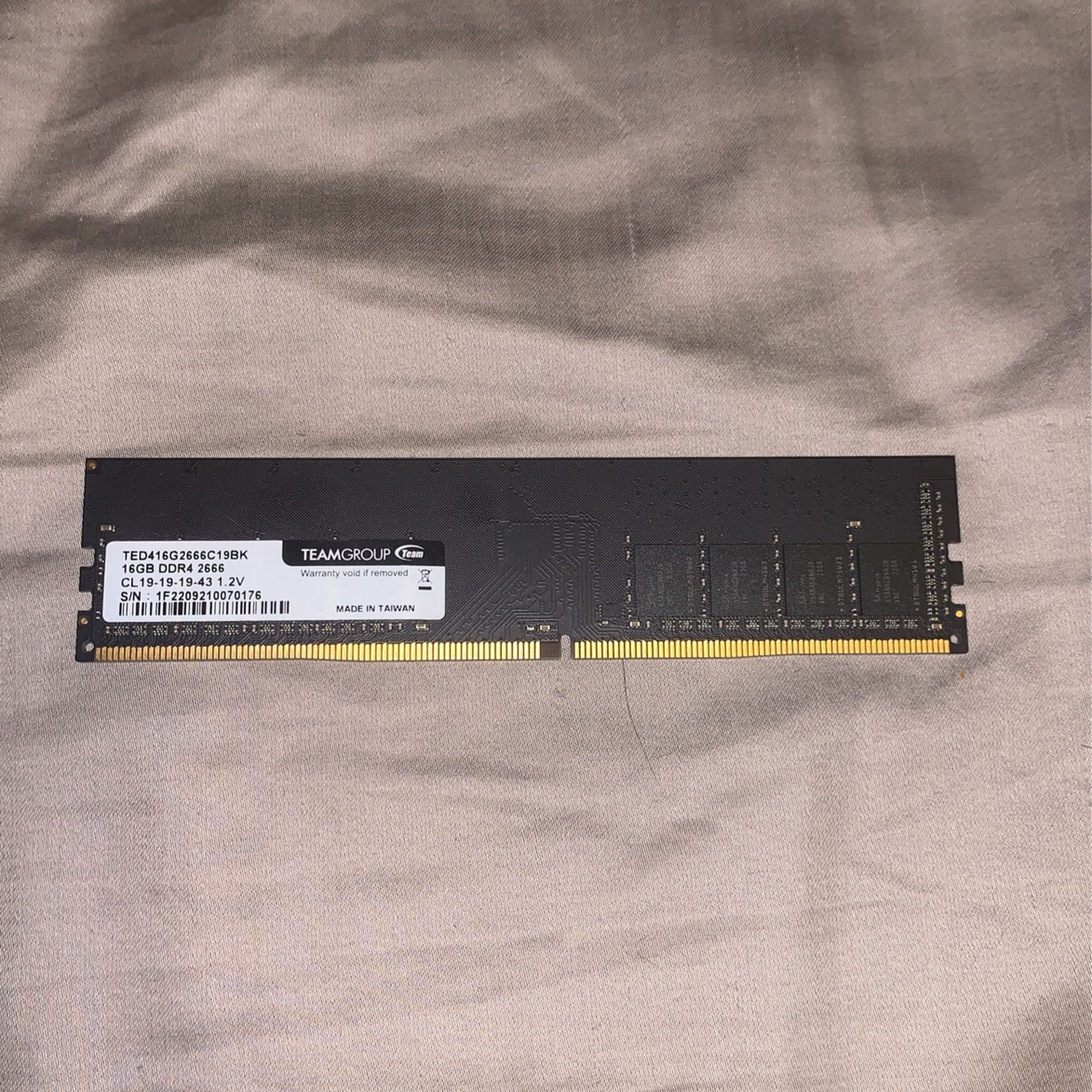 16GB DDR4 RAM