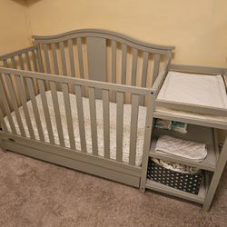 4-in-1 Convertible Crib and Changing Table