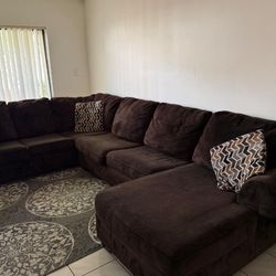 Sofa/ Couch/ Living Room