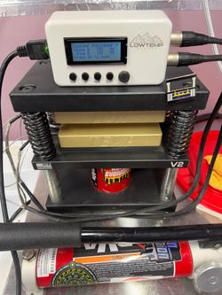 Lowtemp v2 4x7 rosin press with bva hand pump