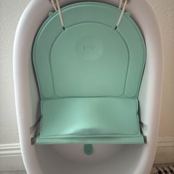 Frida Baby Bathtub