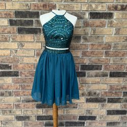 👗 Dress