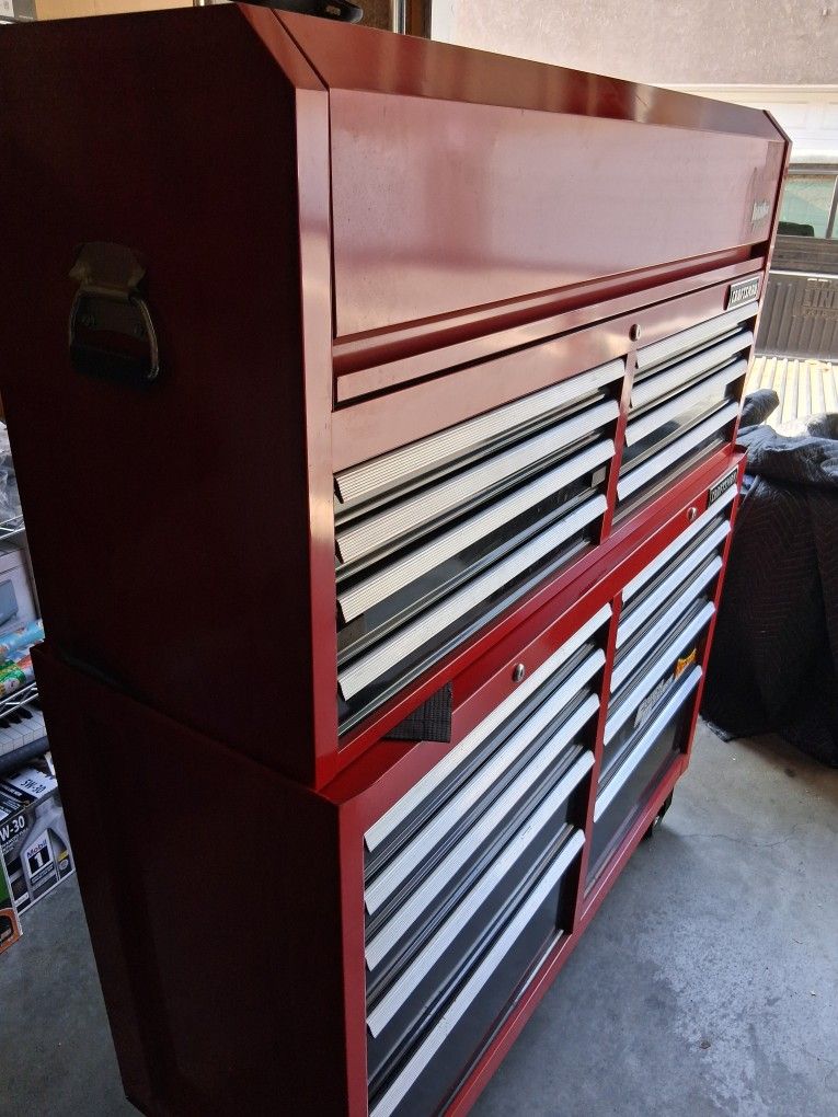 2 PC CRAFTSMAN TOOLBOX 52X62X18