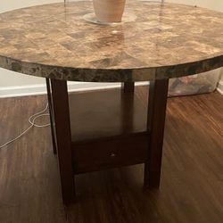 Dinning Room With 4 Chair 