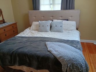 King bed and headboard