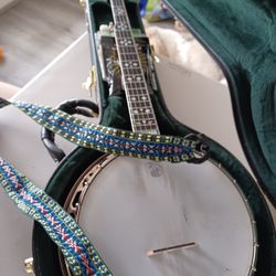 Golden Era 5 String Banjo