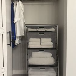 Elfa 4 Drawer Storage Unit on Wheels