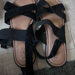Woman’s Sandals Size 8
