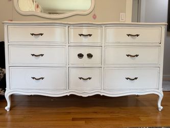 Drexel French Provincial Dresser