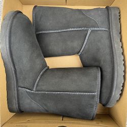 Uggs short II wms 10