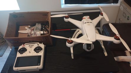 Horizon Blade chroma drone