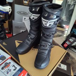 Motocross off-road boots size 10 brand new fly racing