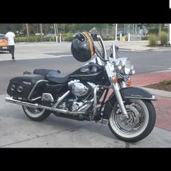 2002 Harley Davidson Road King Classic