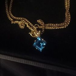 14k Gold Pendant With Blue Topaz Stone. (Real)