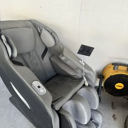 Massage Chair 