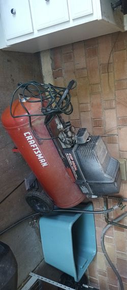 25 Gallon Compressor 