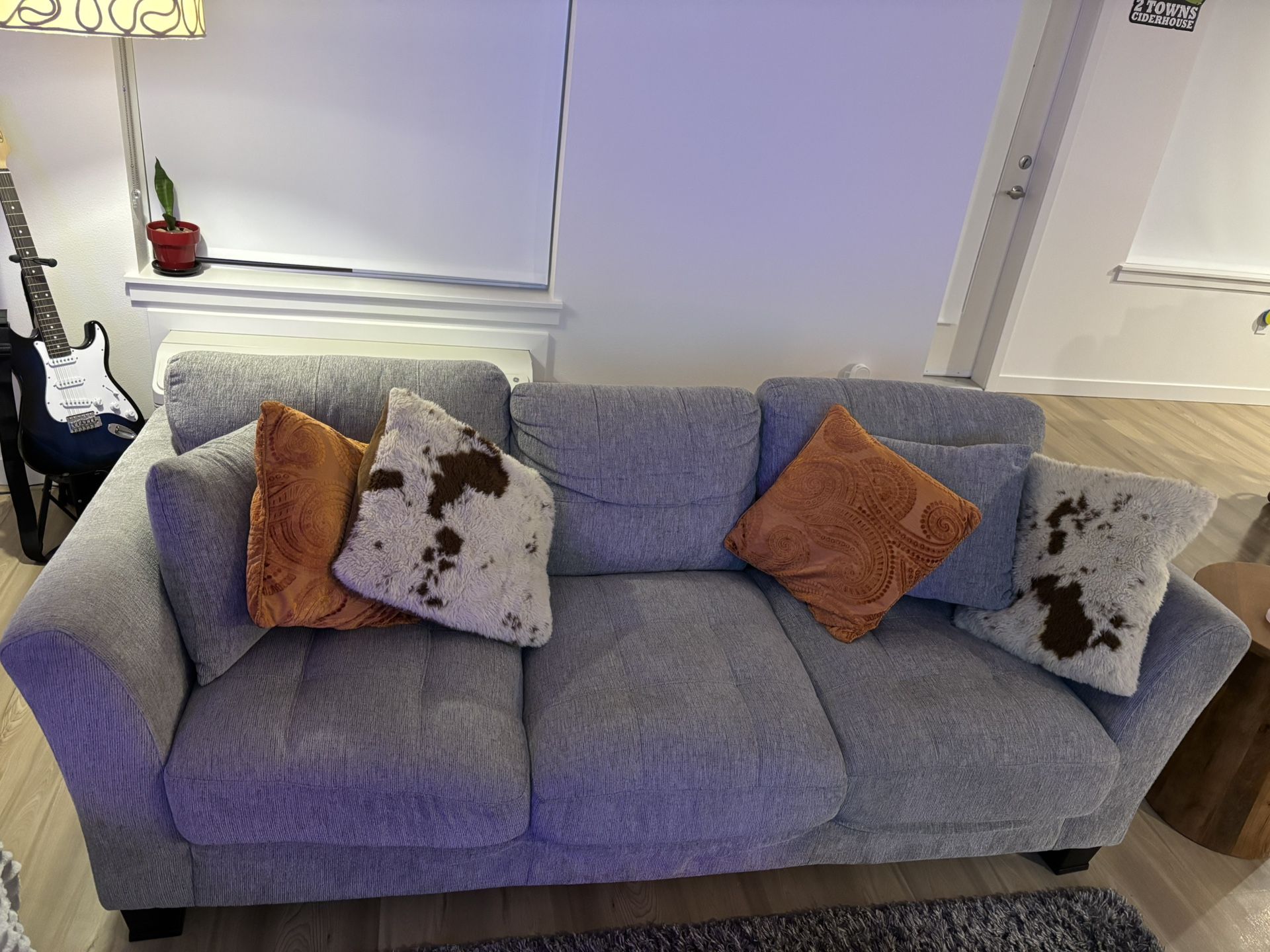 6 Foot Long Couch
