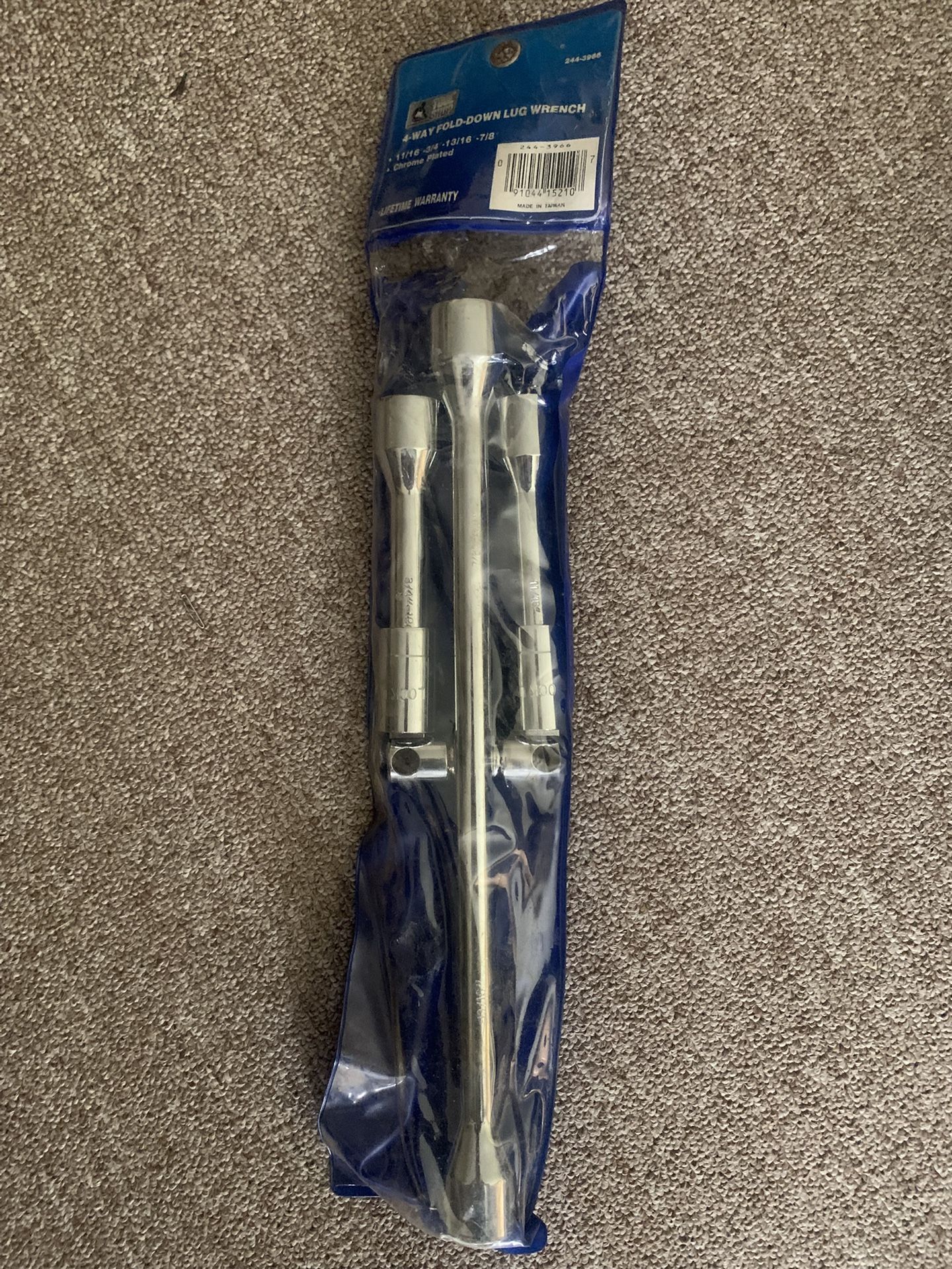 14-Inch Universal Folding Lug Wrench, 4-Way Cross Wrench