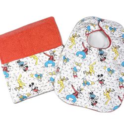 Mickey & The gang baby Bib Set