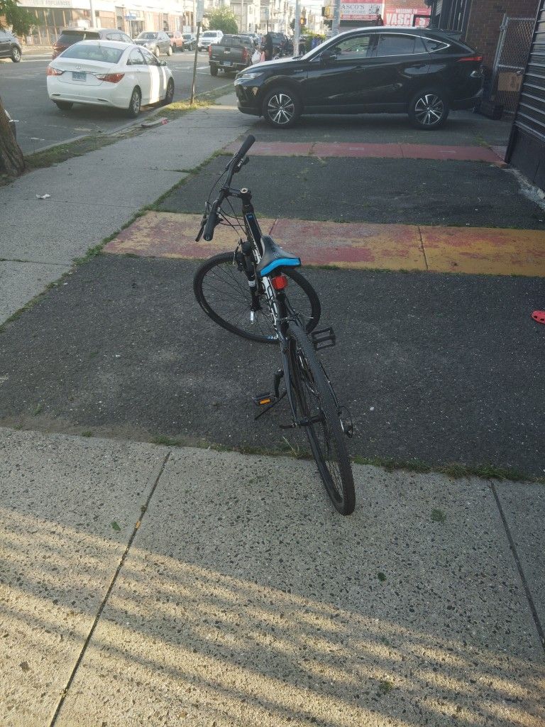 Cannondale Mountain Bike