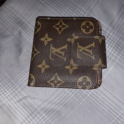 LOUIS VUITTON WALLET