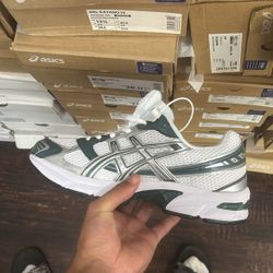 asics dark neptune 