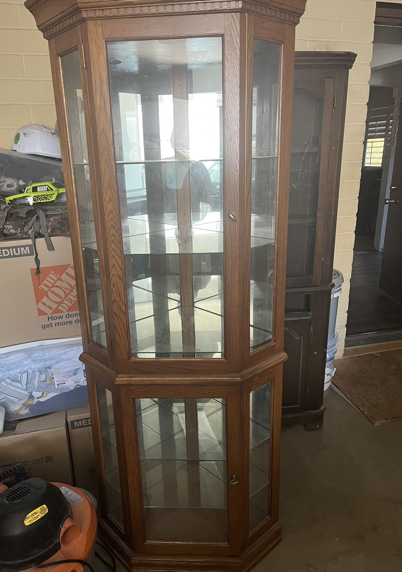 Corner Lighted Hutch