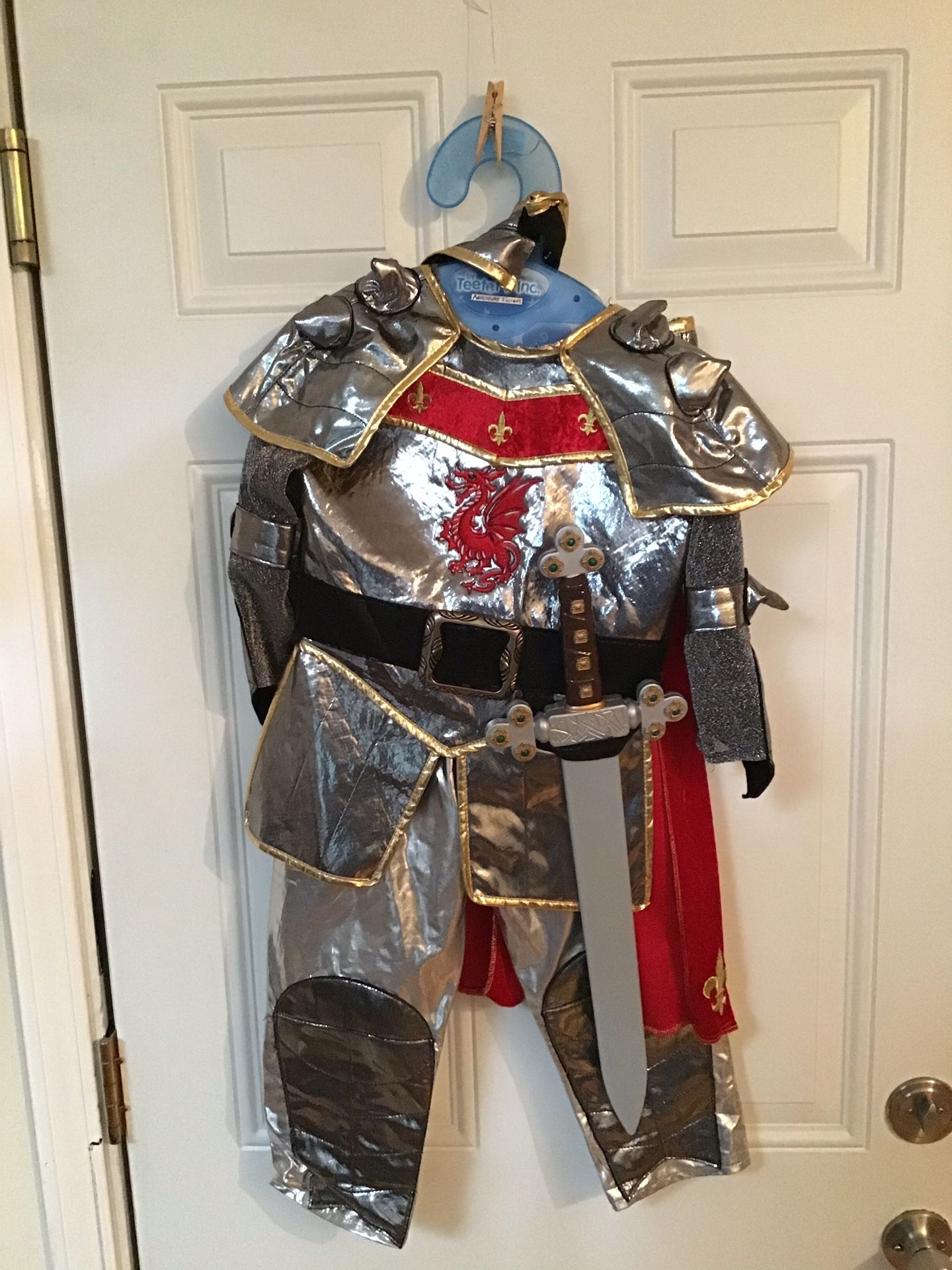 Knight Halloween costume kids size 3-4