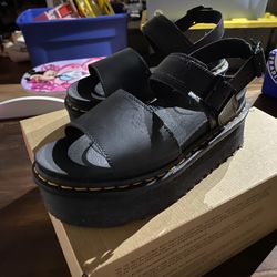 Doc Marten, Voss Quad, Black, Size 9