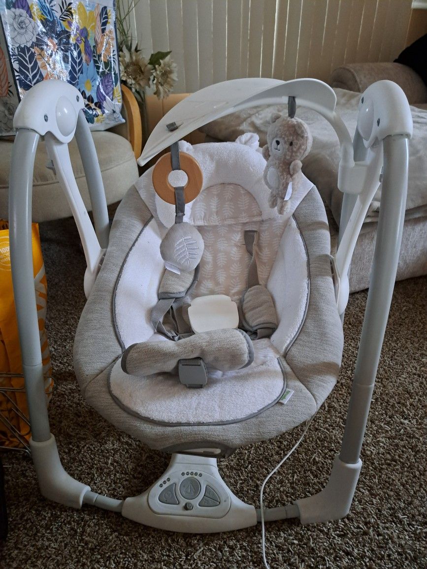 Baby. Swing 