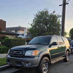 2005 Toyota Sequoia