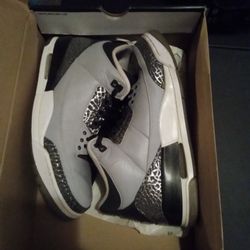 JORDAN'S