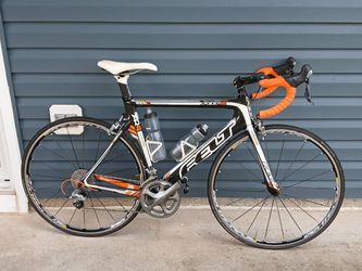 Felt Areo Road Bike