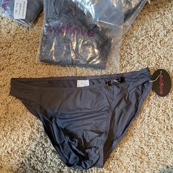 Mens Bikini Underwear 4 Pack (S)- NEW In Package 