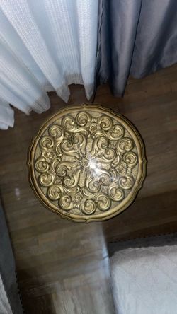 VINTAGE MID CENTURY SYROCO GOLD FLORAL HOLLYWOOD REGENCY GLASS TOP END TABLE