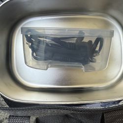 Electric Heated Lunch Box – Like New