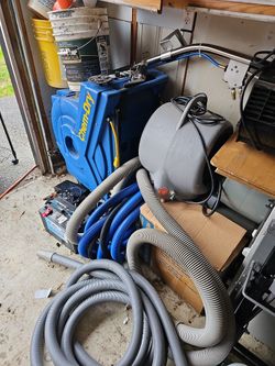 Professional Grade Carpet Cleaner