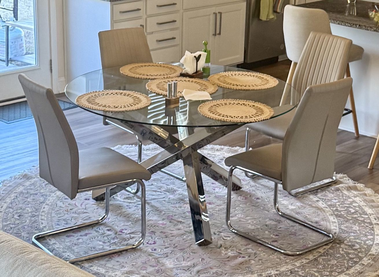 54 Inch Round Table With 4 Chairs 