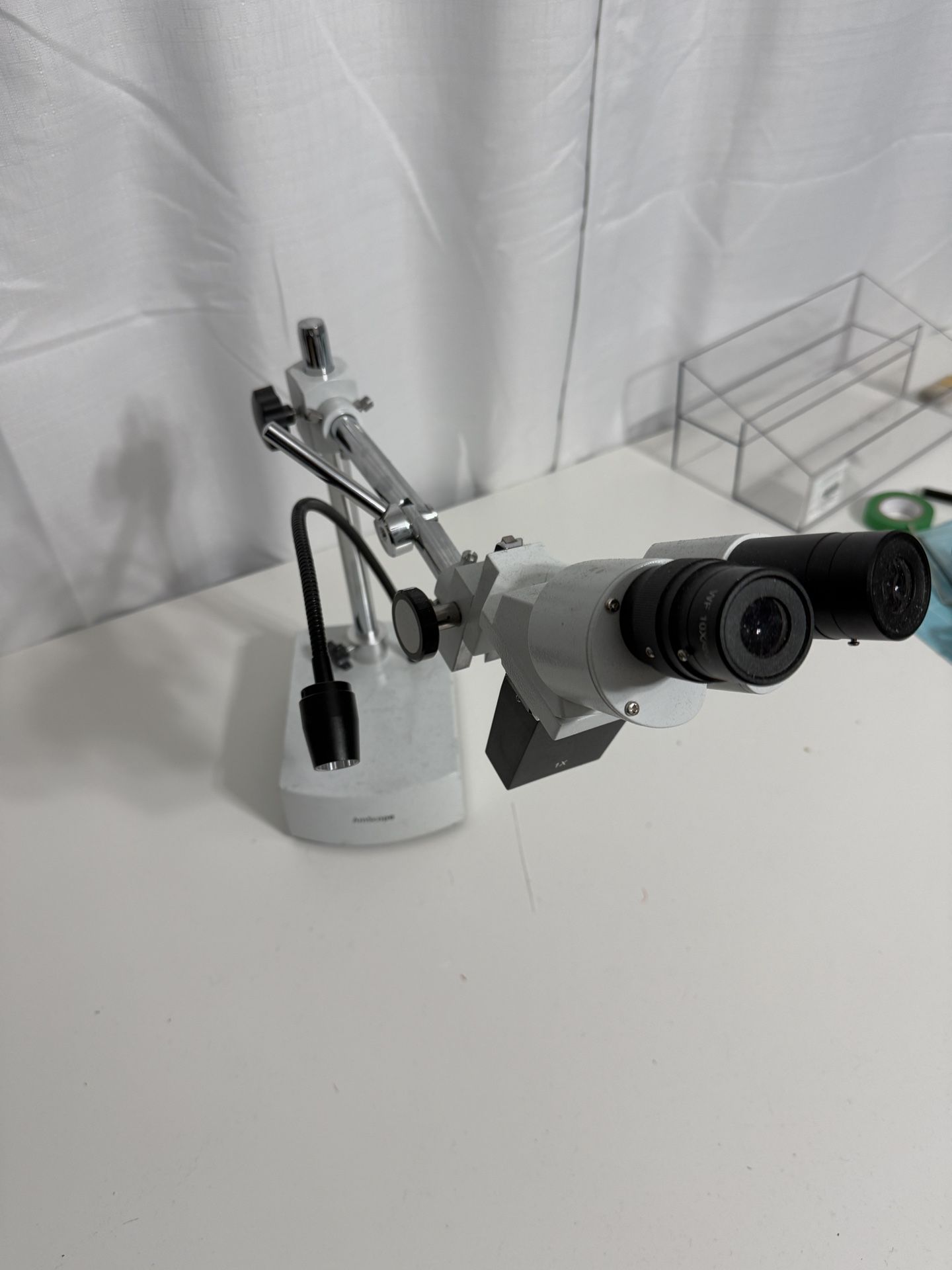 AmScope SE400 Microscope