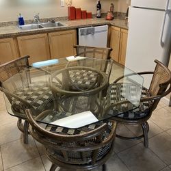 Breakfast Table 