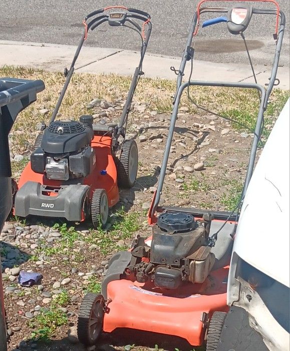 Bolen's LAWNMOWER