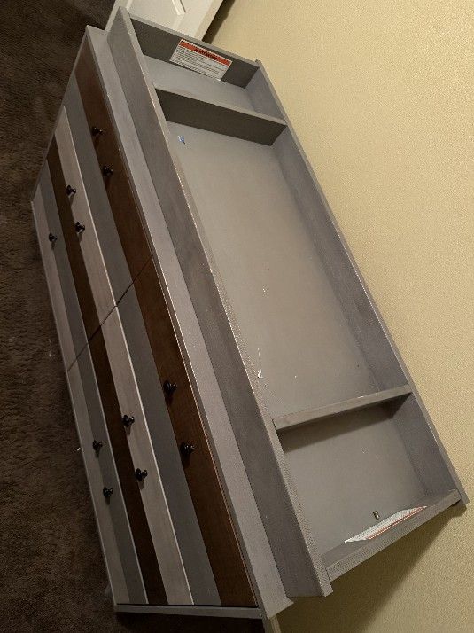 2 In 1 Dresser And Changing Table