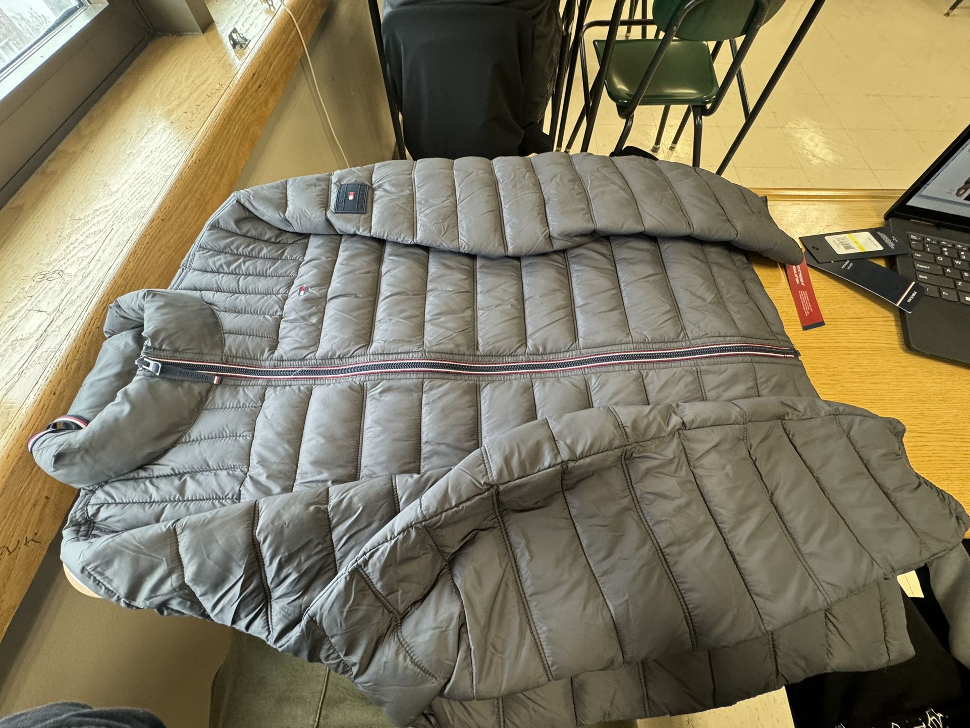 TOMMY HILFIGER JACKET