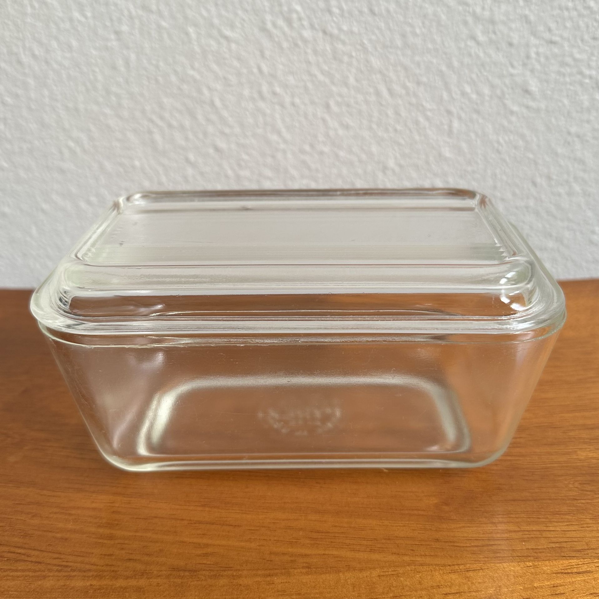 Vintage Pyrex 502-B  Refrigerator Dish 750 ml with 502-C Glass Lid Retro Antique