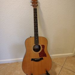 Taylor E10 Acoustic/Electric Guitar With Gig Bag