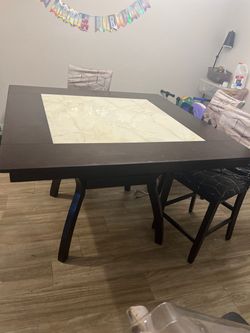 Dinning tablet set & 8 chairs included