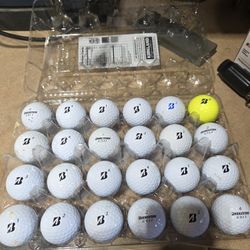 24 Bridgestone Golf Balls
