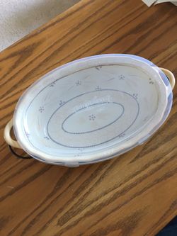 Temptations Old World Cream Casserole Baker