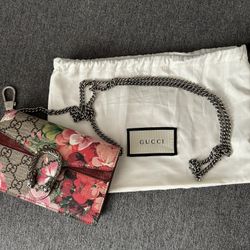 Gucci Dionysus GG Blooms Super Mini Bag