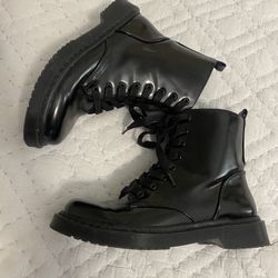 Women’s Combat Boots